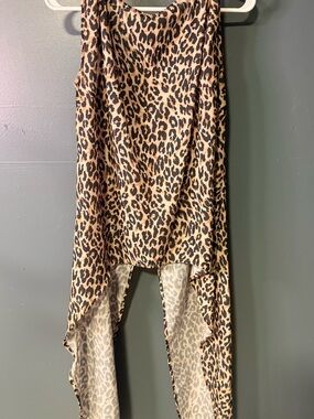Sweet Pea by Stacy Frati Leopard Print High-Low Tank - Tan & Black with bows